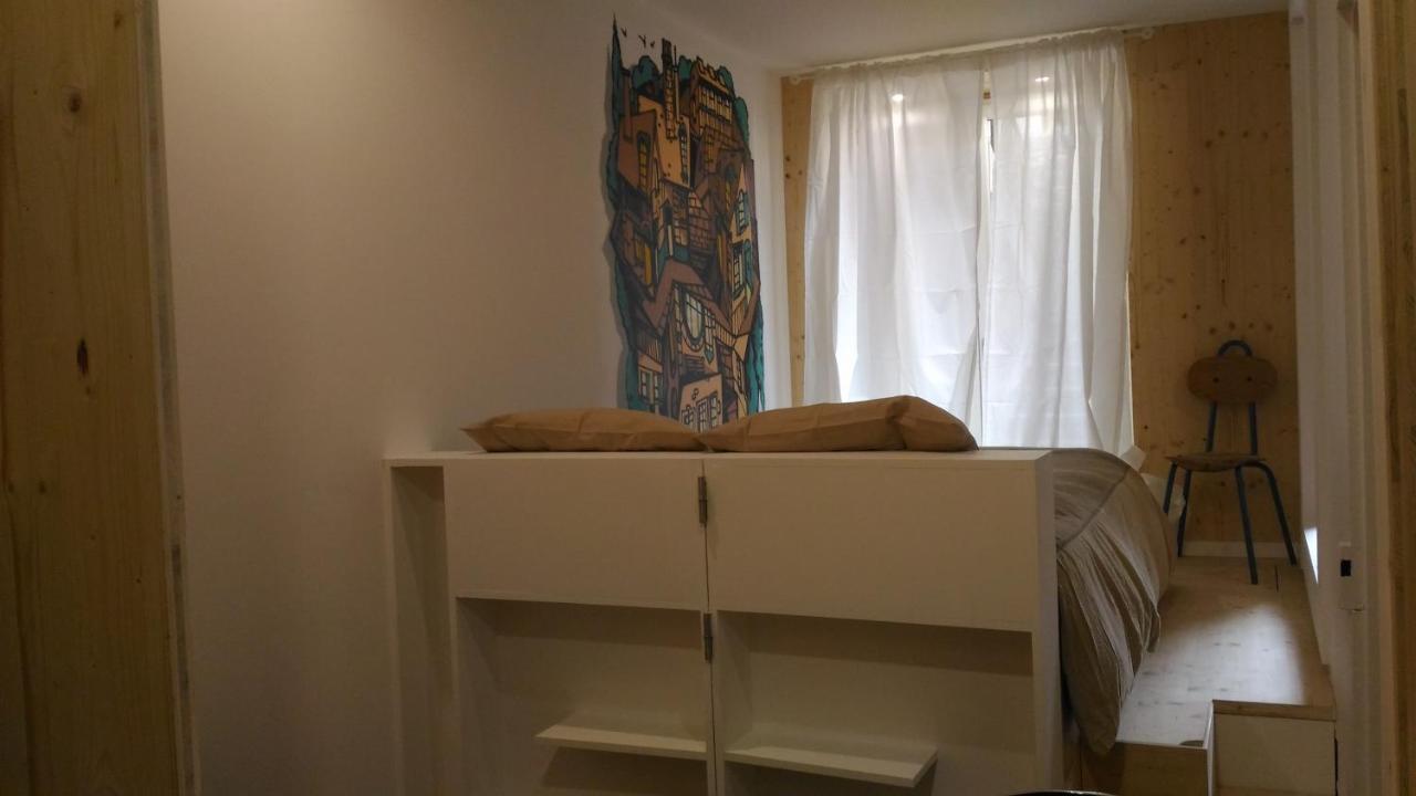 Lons Appartement T1 Centre Ville Екстер'єр фото